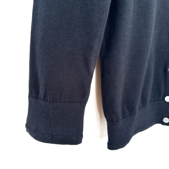 Tommy Bahama cardigan, crew neckline, 3/4 length sleeves, button front, cotton - Picture 4 of 8